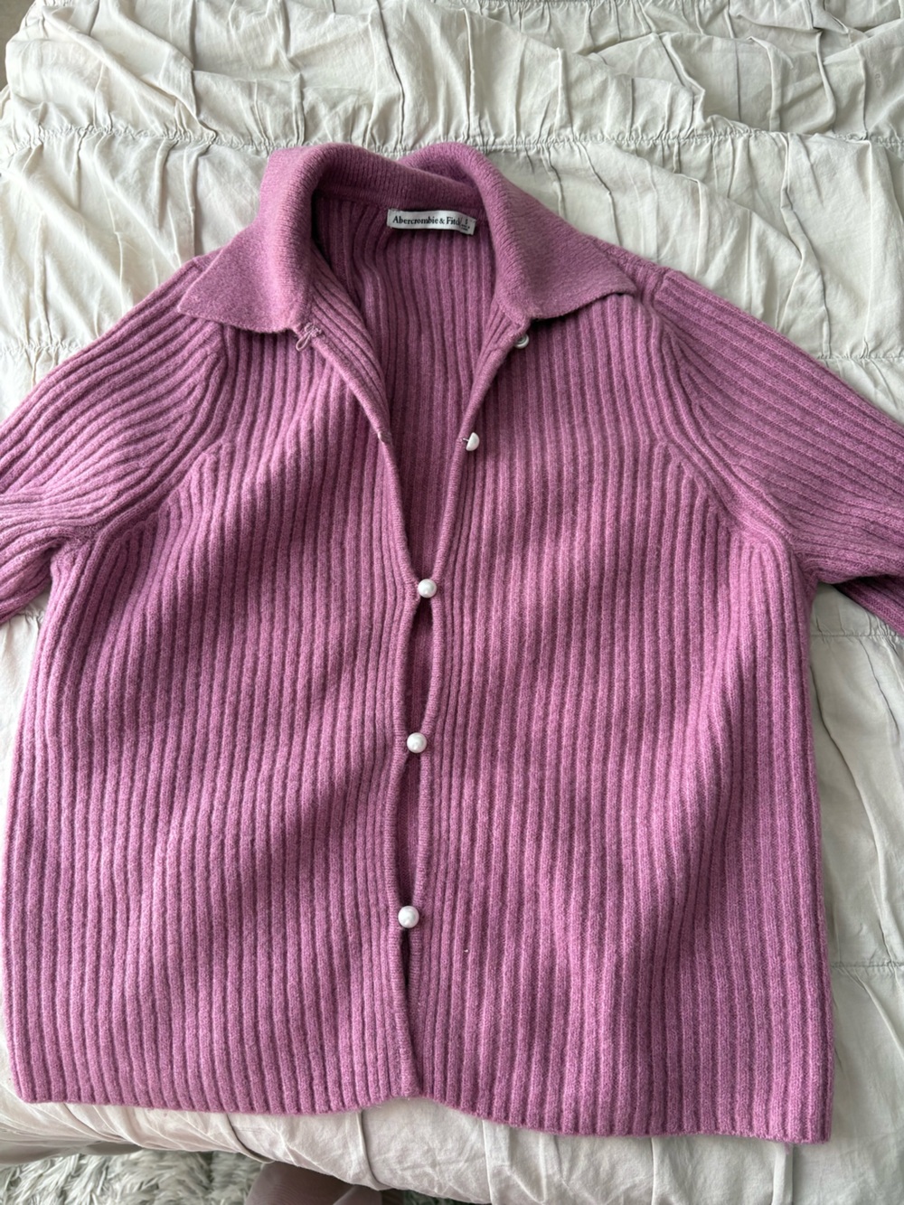 Abercrombie & Fitch Ribbed Button-Up Cardigan - Mauve Pink